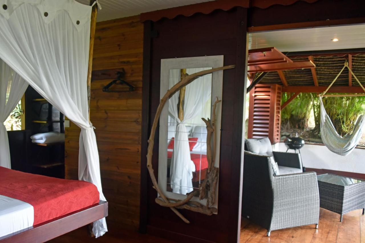 Domaine Karaibes Villa Deshaies Luaran gambar