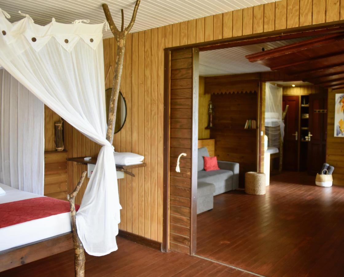 Domaine Karaibes Villa Deshaies Luaran gambar